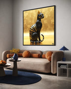 "Elegancia Felina Dorada"